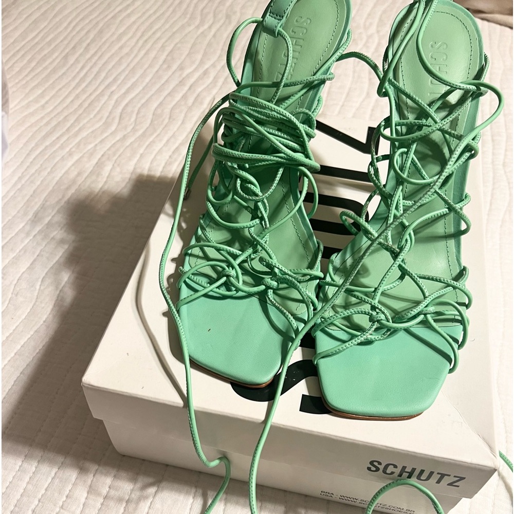 💫SCHUTZ LACE UP SANDALS⚡️